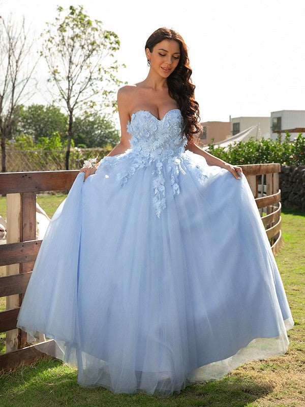 Sweetheart floor-length applique tulle ball gown prom dress
