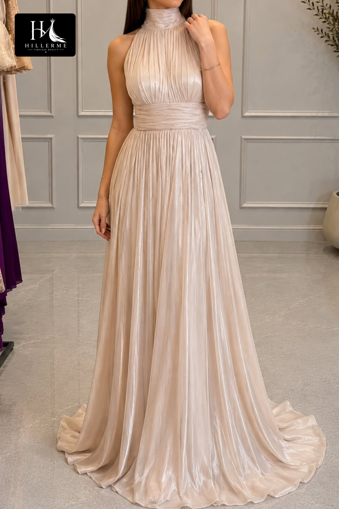 Elegant Halter-Neck A-Line Evening Gown with Floor-Length Train