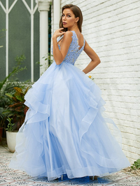 Floor-length A-line tulle and lace sleeveless V-neck prom dress