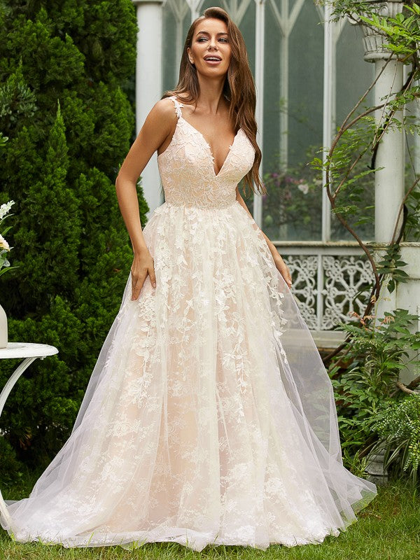 V-neck sleeveless lace and tulle A-line princess prom dress