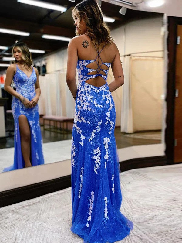 Sleeveless V-neck sheath prom dress with tulle applique and sweep train