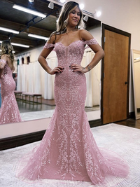 Off-the-shoulder lace applique sheath prom dress with court train in lilac