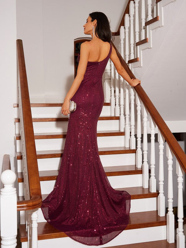 Sleeveless one-shoulder ruched sheath prom dress