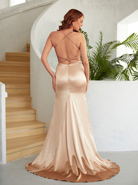 Sleeveless sheath prom dress in elastic woven satin featuring court train