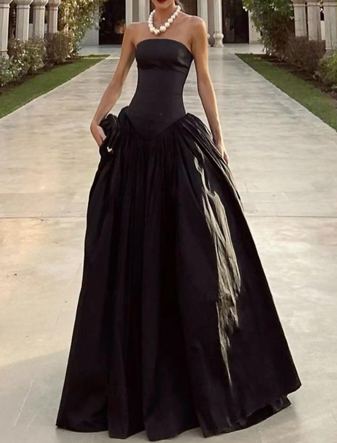 A-line strapless sweetheart floor-length taffeta wedding dress in black
