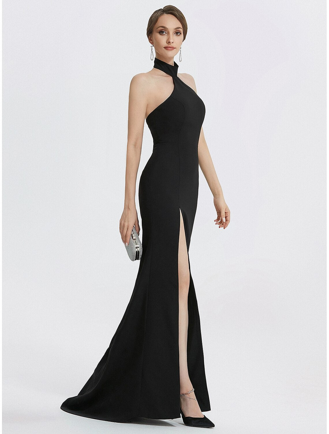 Floor-length black halter neck sheath evening dress in stretch fabric