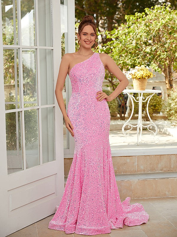 One-shoulder sleeveless velvet and sequin ruched sheath prom dress