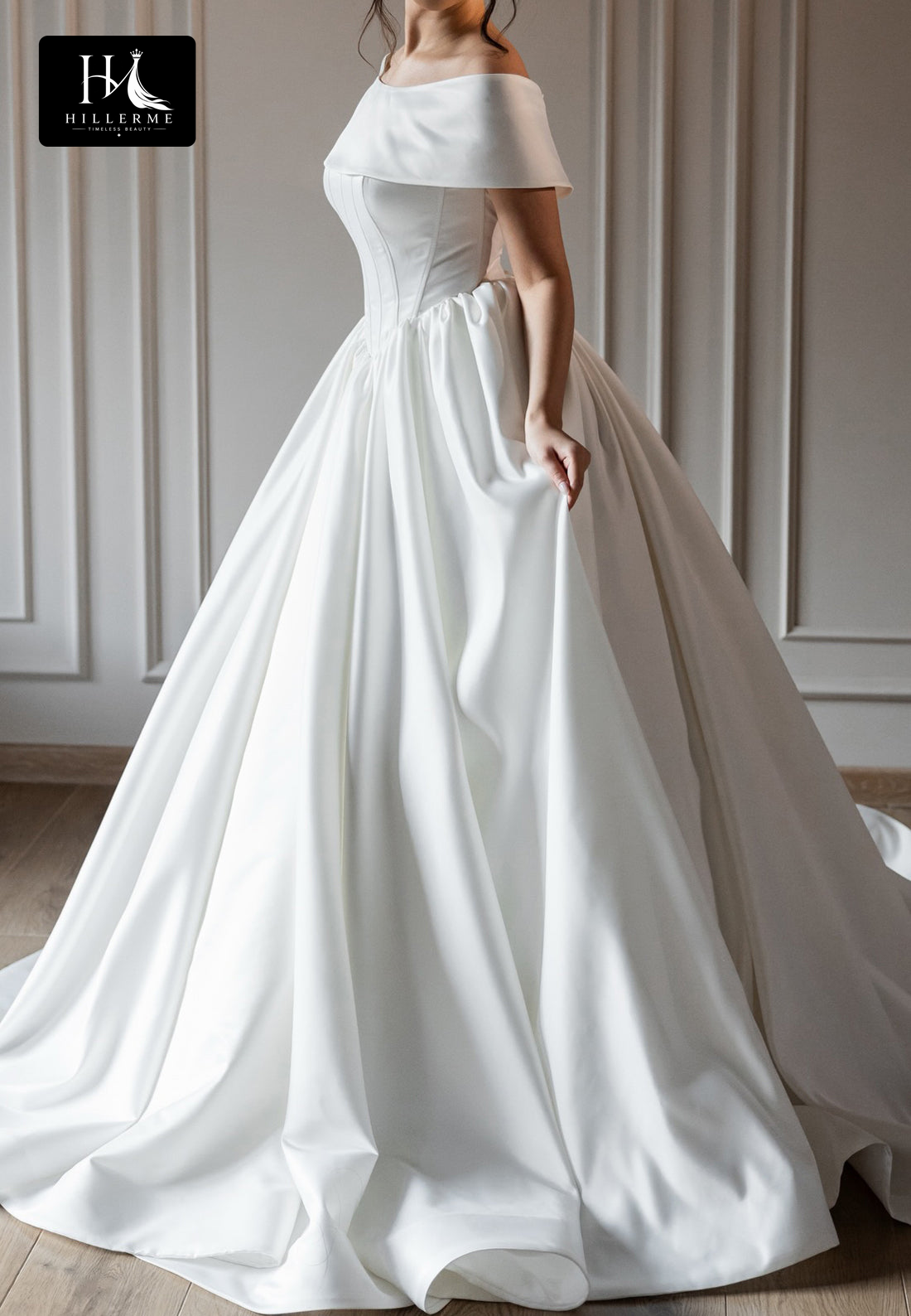 Sleek Mermaid Wedding Dress with Bateau Neckline, Satin Pleating, and Train