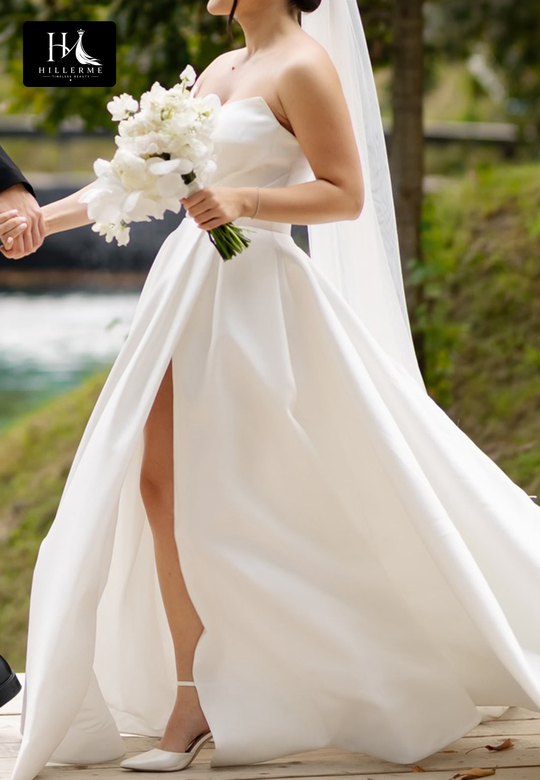 Sleeveless Satin A-Line Wedding Dress with V-Neck, Off-Shoulder Design, High Slit and Train