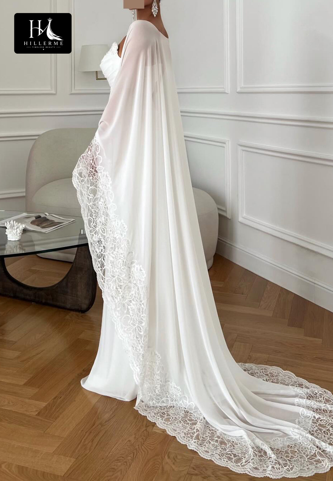 Ivory Lace-Overlay Mermaid Wedding Dress with Sequined Chiffon Fitted Bodice and Sweetheart Neckline