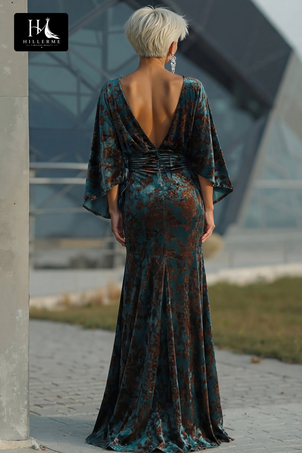 Print Velvet Mermaid Floor-Length Mother of the Bride Dress with Scoop Neck and Half Sleeves