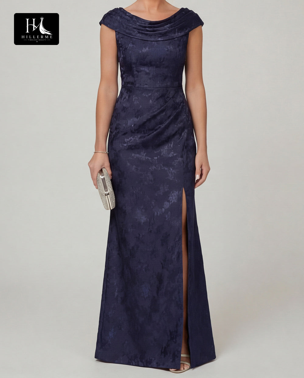 Floor-Length Mermaid Mother of the Bride Dress with Scoop Neckline and Side Slit in Jacquard Satin