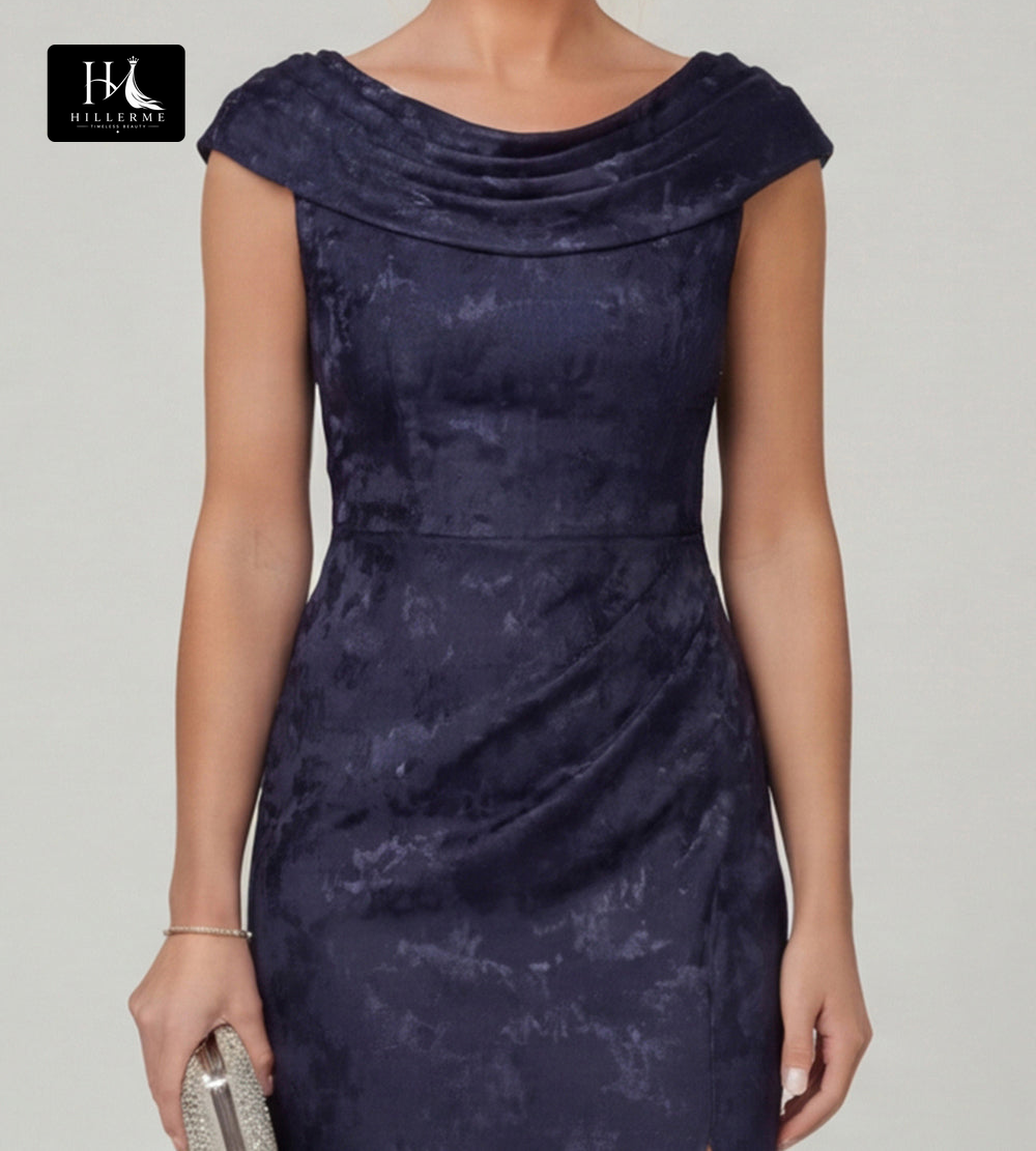Floor-Length Mermaid Mother of the Bride Dress with Scoop Neckline and Side Slit in Jacquard Satin
