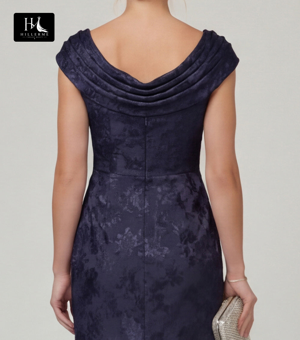 Floor-Length Mermaid Mother of the Bride Dress with Scoop Neckline and Side Slit in Jacquard Satin