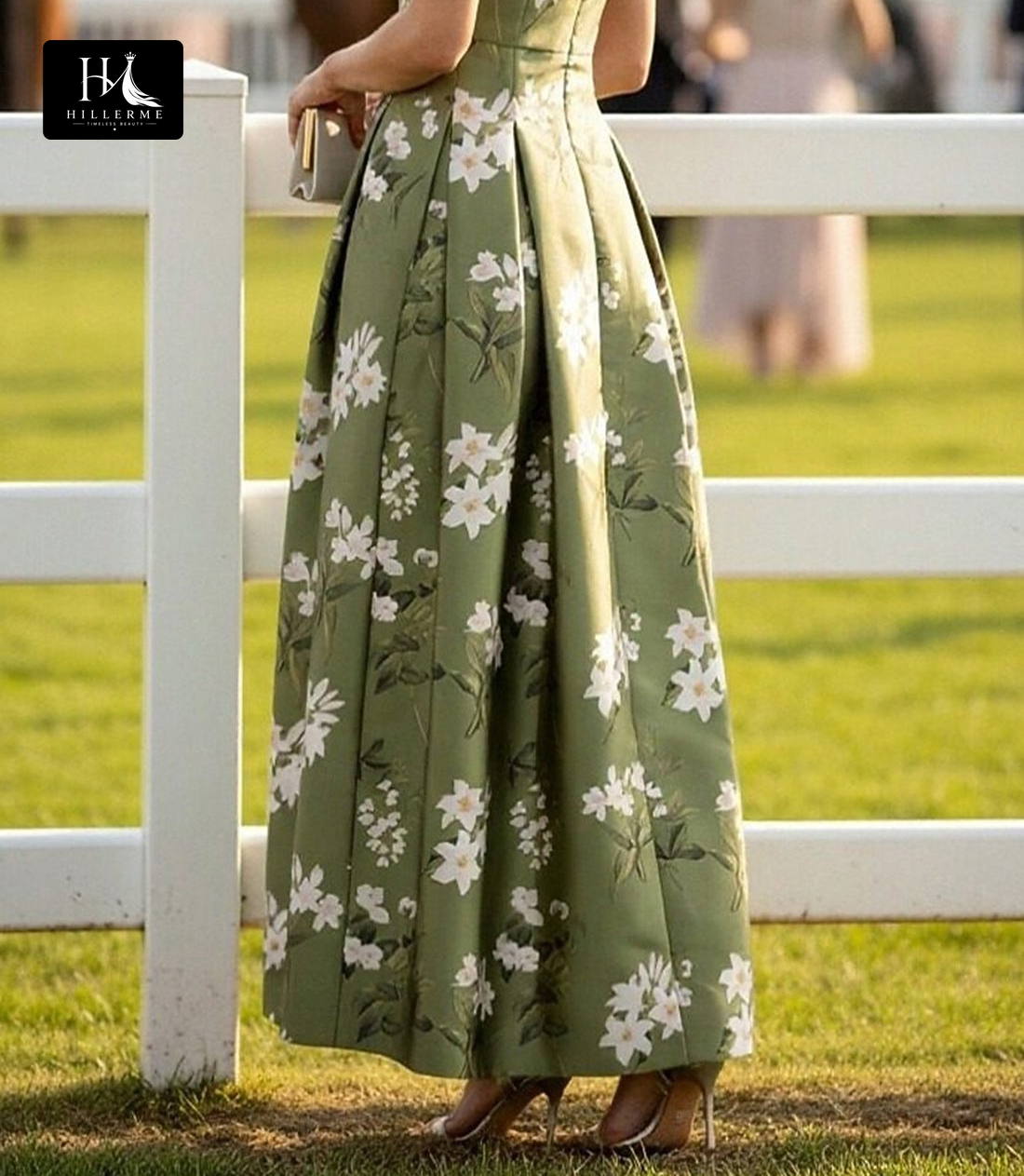 V-Neck Straps Sleeveless Print Satin Pleated Floor-Length A-Line Mother of the Bride Dress