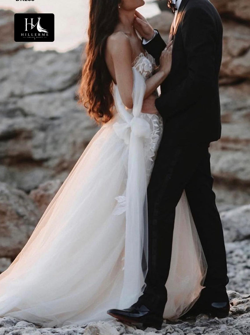 Bohemian A-Line Wedding Dress with Sweetheart Neckline and Lace Appliqués