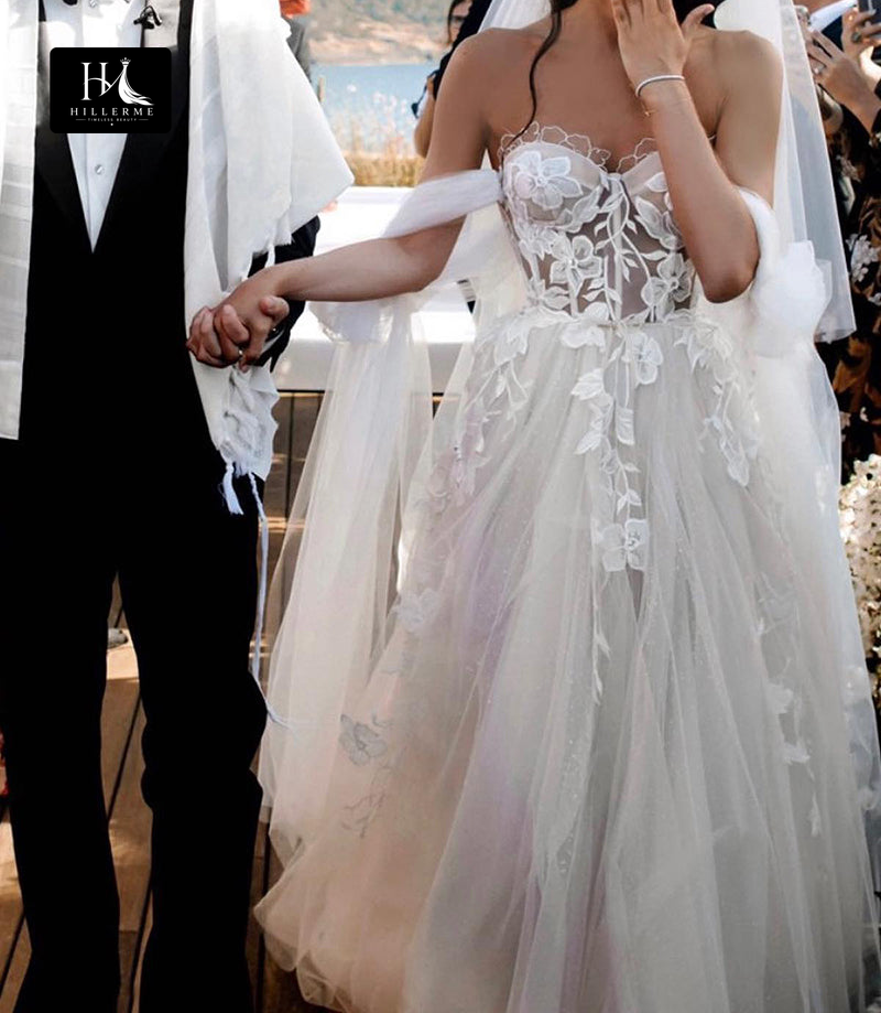 Bohemian A-Line Wedding Dress with Sweetheart Neckline and Lace Appliqués